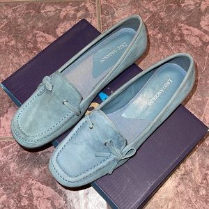Enzo Angiolini woman’s light blue leather shoes